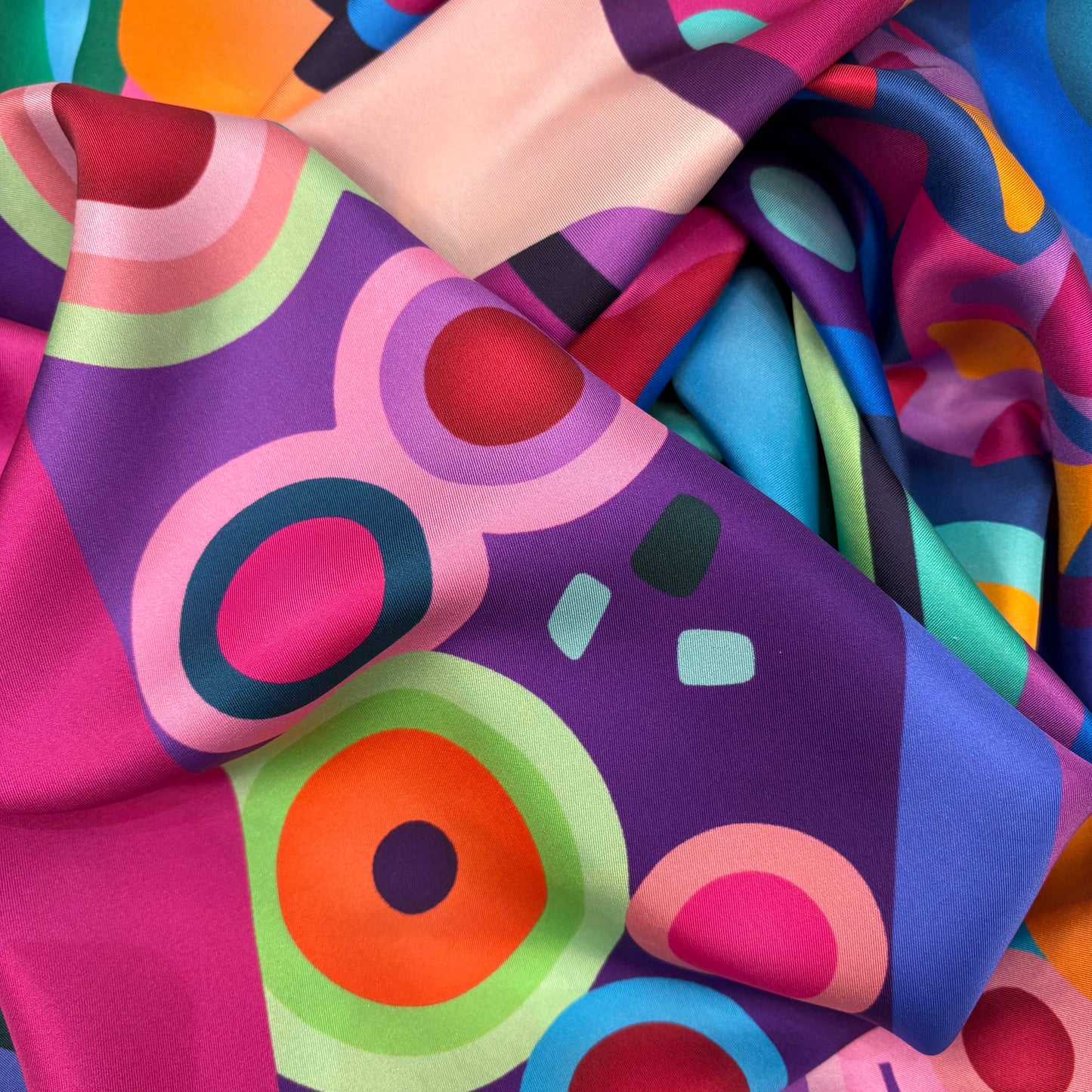 NEW Maiden Variation Statement Silk Twill