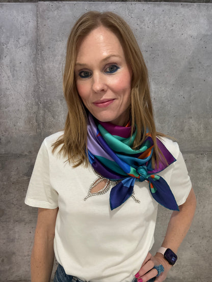 Water Lily Variation Icon Scarf